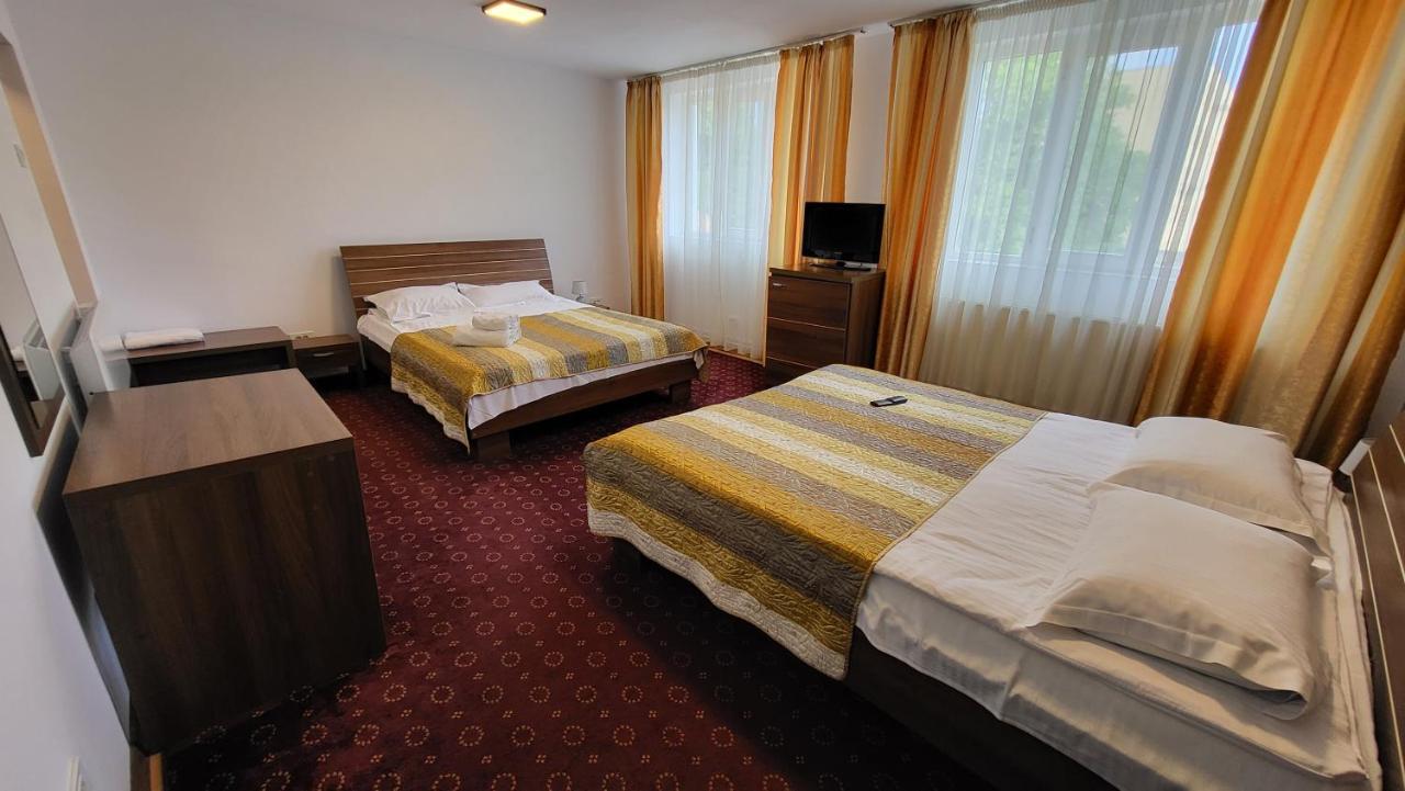 Aparthotel Boutique Global Braşov Exterior foto