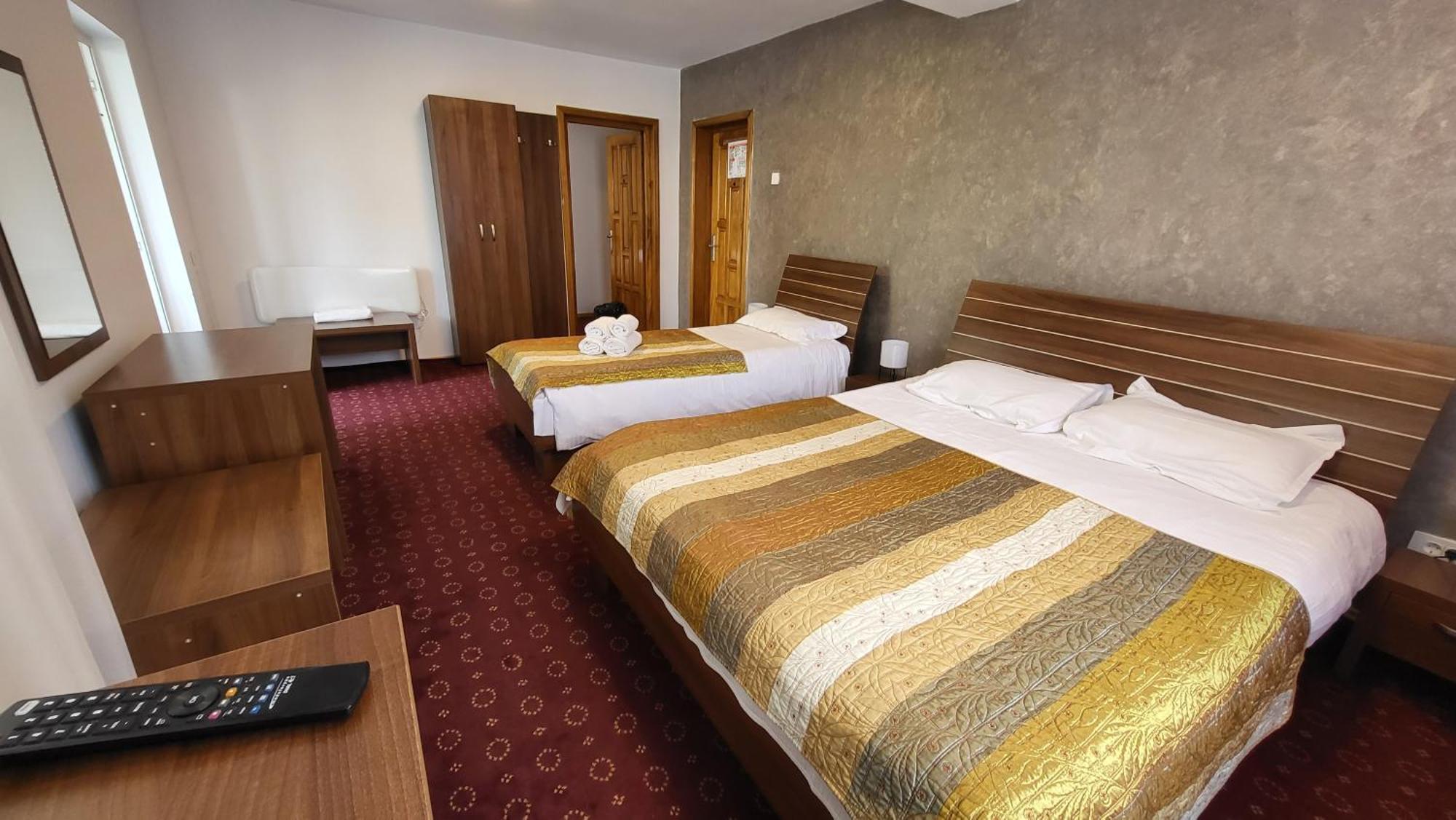 Aparthotel Boutique Global Braşov Exterior foto